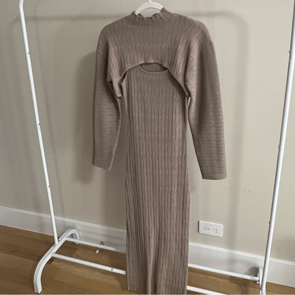 LONGSLEEVE TEXTURED 2 PIECE DRESS